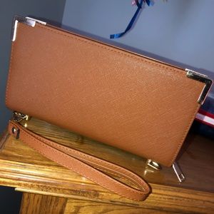 Brown Wristlet/Wallet